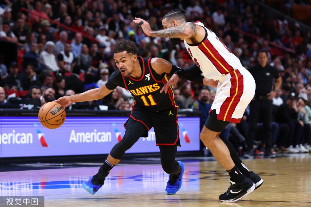 表现突出 表现突出