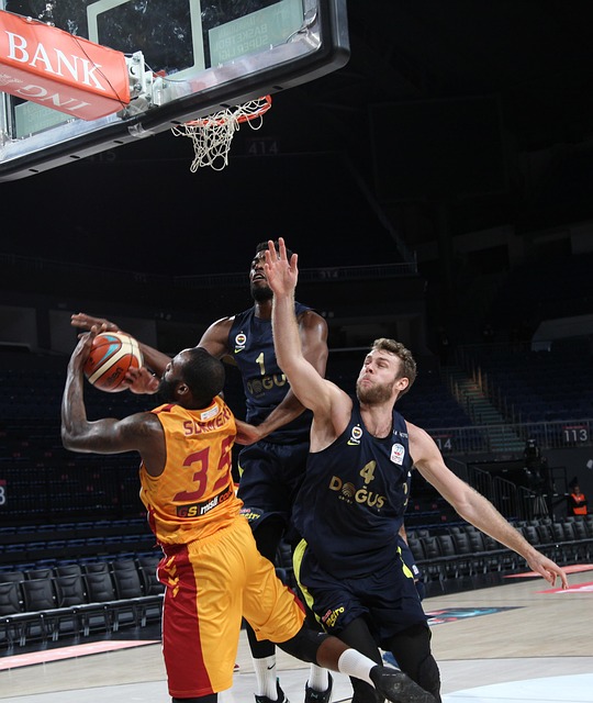 现俱乐部利 现俱乐部利